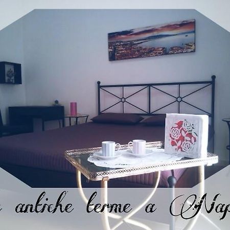 Bed and Breakfast Alle Antiche Terme Neapel Zimmer foto