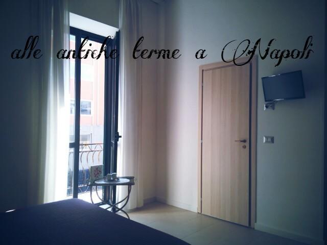 Bed and Breakfast Alle Antiche Terme Neapel Zimmer foto