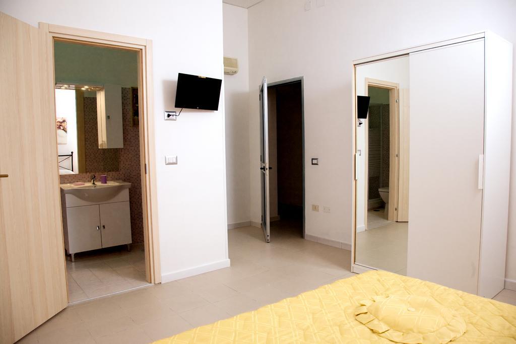 Bed and Breakfast Alle Antiche Terme Neapel Zimmer foto