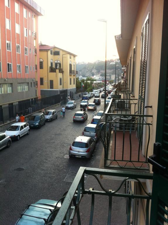 Bed and Breakfast Alle Antiche Terme Neapel Exterior foto